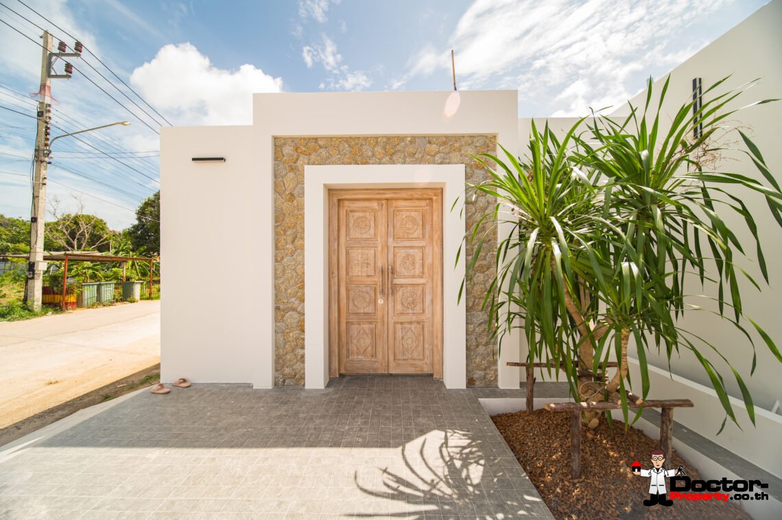 Exquisite 3 Bedroom Balinese Villa Just Moments from Bangrak Beach